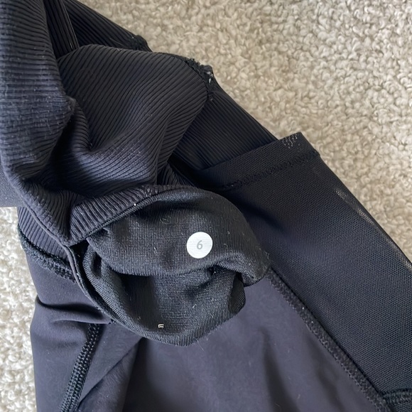 Lululemon high rise leggings - Picture 2 of 8